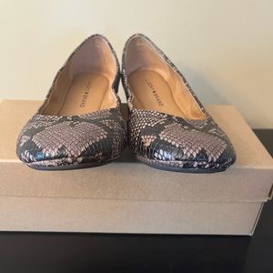 Lucky Brand Emmie Flat, Dusty Rose Slither, 8.5, NWT
